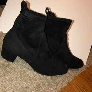 Suede black booties.